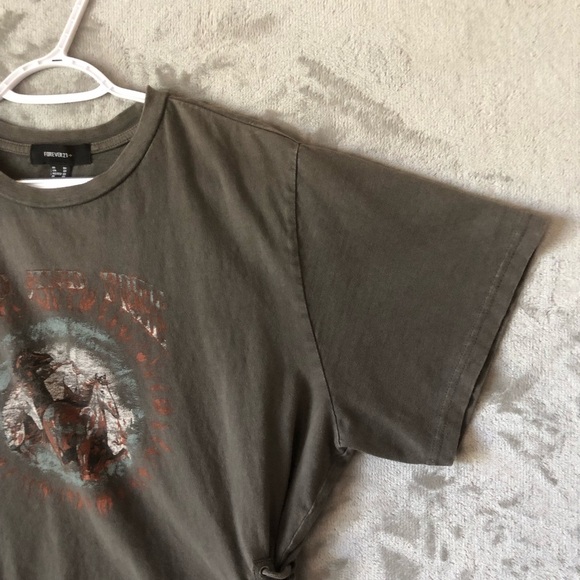 Forever 21 Women T-Shirt Size 0X “wild and free” Side Drawstrings Distressed - Picture 5 of 16